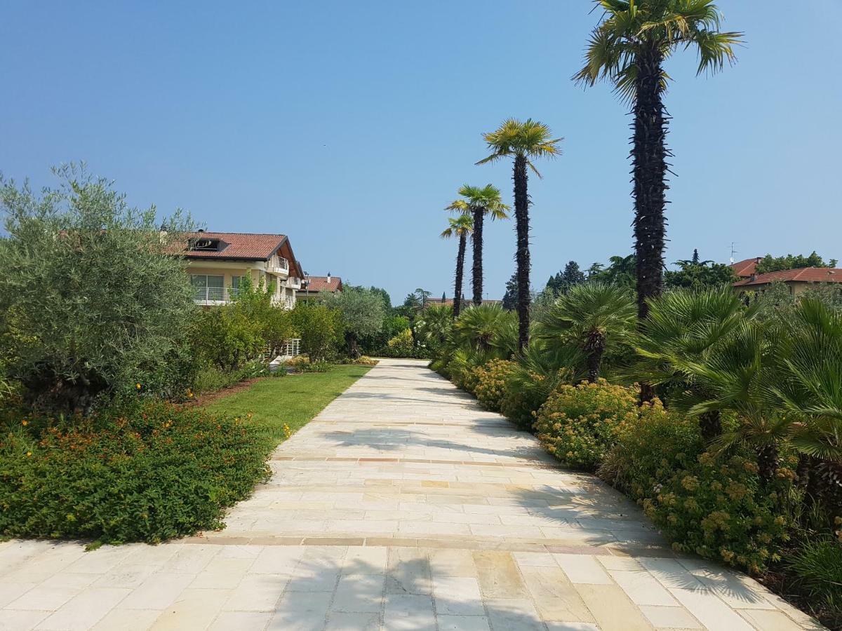 De Luxe Apartments Dolce Vita Sirmione Extérieur photo